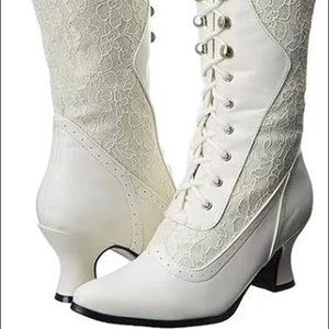 Women's Vintage Lace-up Boots